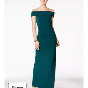 Vince Camuto Emerald off-the-shoulder gown size 4
